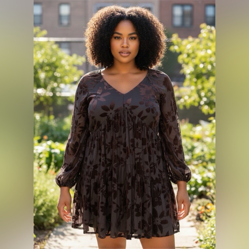 Taylor Plum Floral Long Sleeve Dress